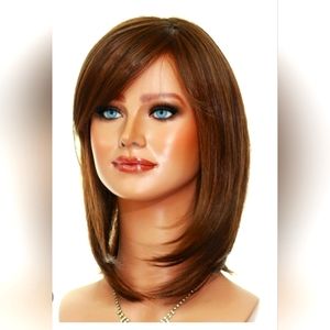 NWT Hairdo So Voluminous Wig Color R10
